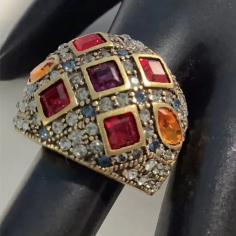 Artful Treasure Crystal Ring/Heidi Daus SZ 10